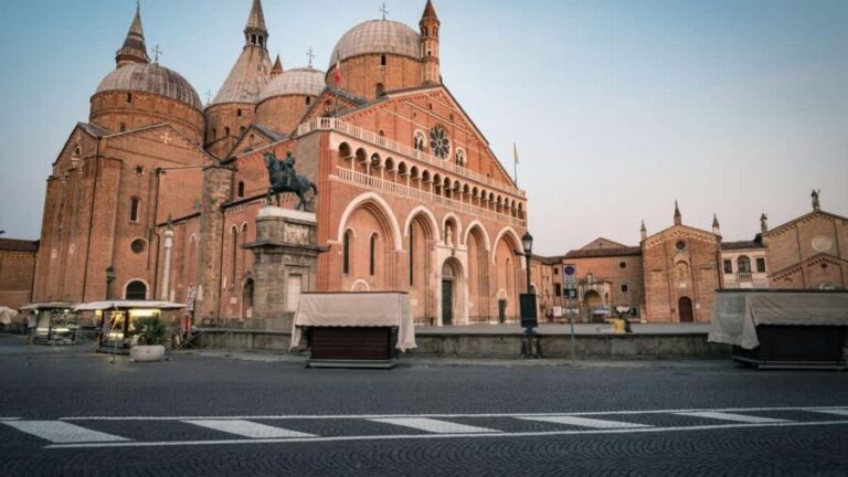 Best of Padova: Private Walking Tour with a Local - Prato della Valle: Where Your Guide Helps You Get Oriented
