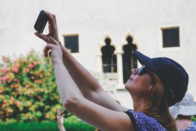 Best of Verona Highlights Walking Tour with Arena - Casa di Giulietta: Legends, the Balcony, and Seasonal Access Rules