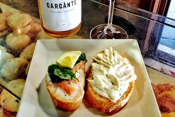 Brunetti's Venice: A Culinary Journey Through Leon's Mysteries - Campo San Bartolomeo rosticceria: mozzarella in carrozza or a tramezzino moment