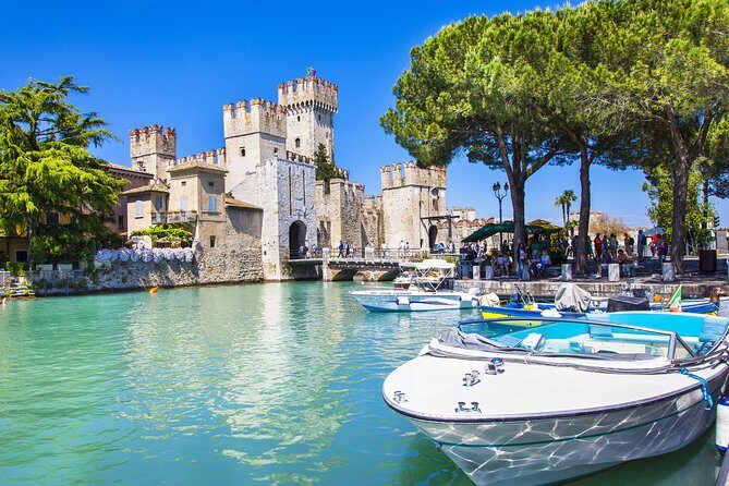 Castles boat tour with Bardolino wine tasting and nibbles - Sirmione to Lazise: why a speedboat is the smart move
