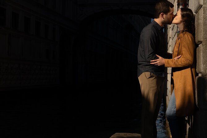 Cinematic Photoshoot in Venice: Capture Venice Hidden Gems - A flexible 1 to 2 hour route built around your group