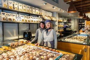 Eating Venice Food & Drinks Tour - Meeting in Campo Santi Apostoli, then getting your bearings fast