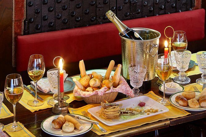 Four-Course Food & Wine Pairing Elegant Dinner in Venice - How the Wine Pairing Actually Works at the Table