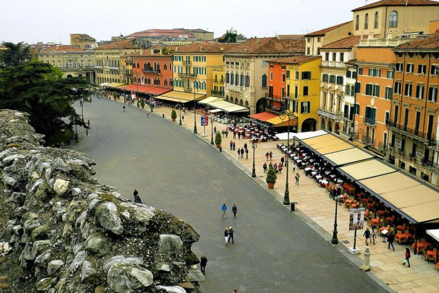 From Lake Garda: Verona Arena Opera Ticket with Transfer - Bus transfer timing: what 8–11 hours really means
