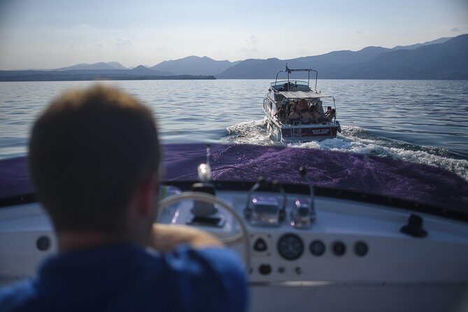 From Peschiera: Cruise on the southern coast to Sirmione - Sirmione arrival: 1 to 1.5 hours in the historic center