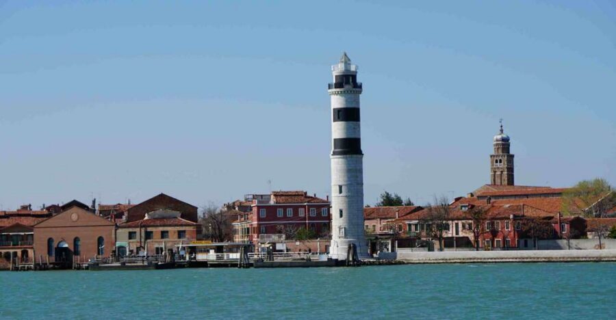 From Punta Sabbioni: Venice, Murano & Burano Guided Tour - Murano glass factory: live demonstration that makes the craft real