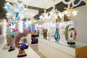 Glass Blowing Show Visit Murano Glass Factory & Showroom OMG - What the 15-minute guided tour really gives you