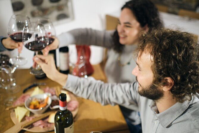 Guided Food Tour with Wine Tasting in Verona - A 2-hour Verona food crawl that fits real sightseeing