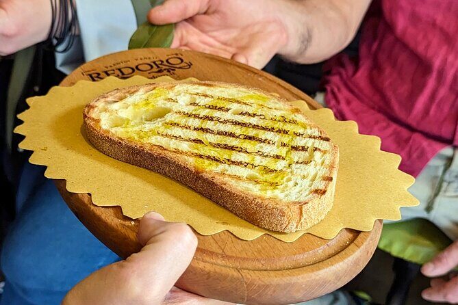 Guided Food Tour with Wine Tasting in Verona - Piazza delle Erbe and dessert planning: Pandoro (and that famous sweet loop)