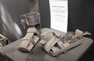 Prisons' Palace: Maleficia, Inquistion torture tools - Your 60-minute plan: what happens during the visit