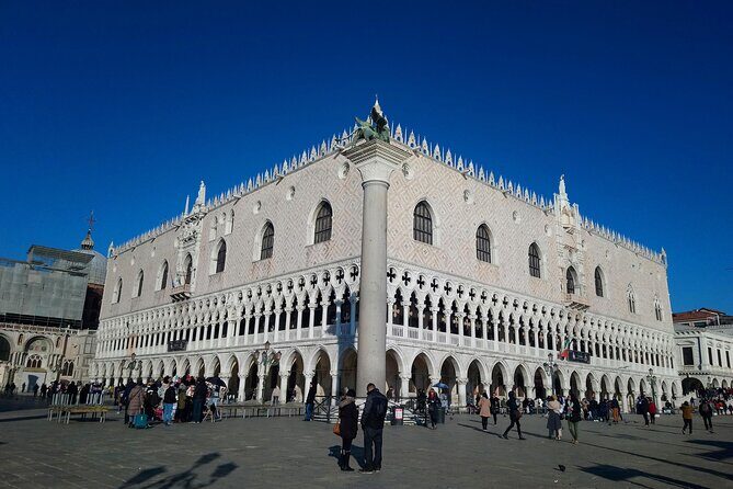 Private 4hrs Venice Tour: Doge's Palace, Grand Canal & St Mark's - Grand Canal by Motor-Launch: Palaces Look Different From the Water