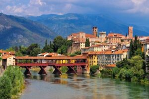 Private Prosecco , Hilltowns & Palladian Villa Tour from Venice - Bassano del Grappa: time for the bridge, shops, and grappa