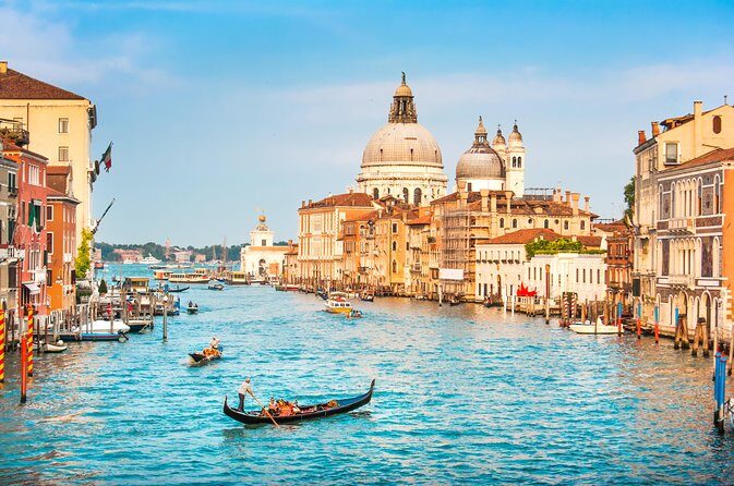 Private Tour: Venice Gondola Ride with Serenade - Serenade Included: Singer and Musician Make It Feel Like a Show