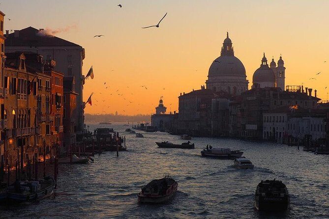 Private Tour: Venice Grand Canal Evening Boat Tour - Grand Canal Sights in a 1-Hour vs 2-Hour Cruise