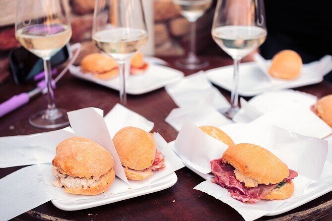 Private Venice Food Tour with Rialto Market Visit - Start at Alla Fonda: cicchetti culture in your first 15 minutes