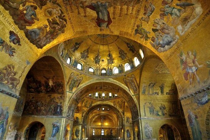 Saint Mark's VIP Night Tour: Exclusive Access Small Group Tour - After-Hours Entry and the Golden Mosaics Light Show