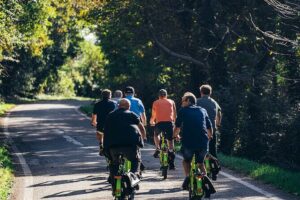 Small-group Amarone Wine e-Bike Tour from Verona - The ride through Quinto di Valpantena: pace, roads, and scenery