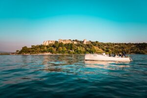 Sunset Tour in Sirmione - Meeting at P.le Porto and What the Boarding Feels Like