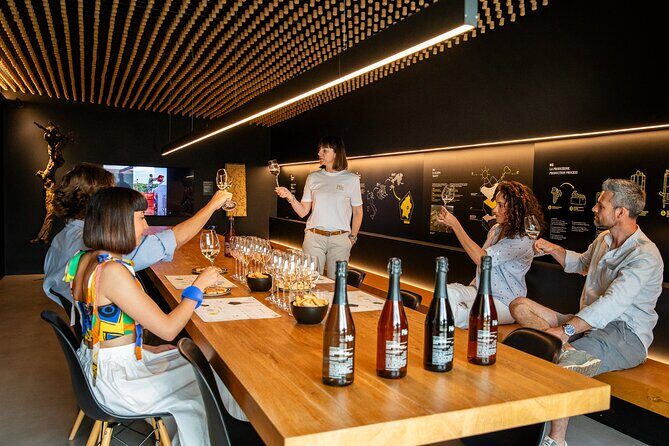 Tasting Prosecco with appetizers - Where the Experience Takes Place: Cartizze Pdc in Valdobbiadene