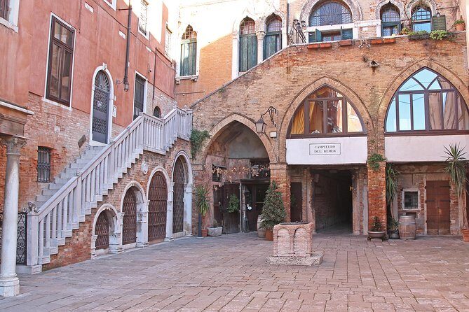 Tour of The Real Hidden Venice - Ghetto Ebraico: stepping into Venice’s Jewish Quarter