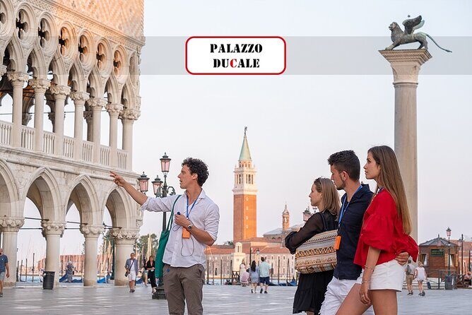 Unusual Venice Walking Tour through Rialto & Gondola Experience - Gondola prep: the gallery and the intro briefing