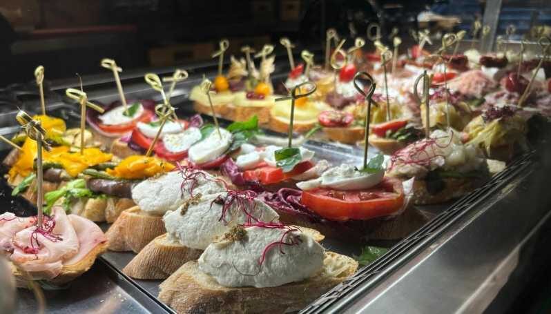 Venice: 10 shades of Cicchetti and Wine - From Campo San Giacomo di Rialto: your 2-hour walking rhythm