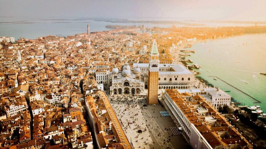 Venice: 4-Hour City Tour with Doge's Palace & Basilica Visit - Meeting Point Reality: Getting Started Without Stress