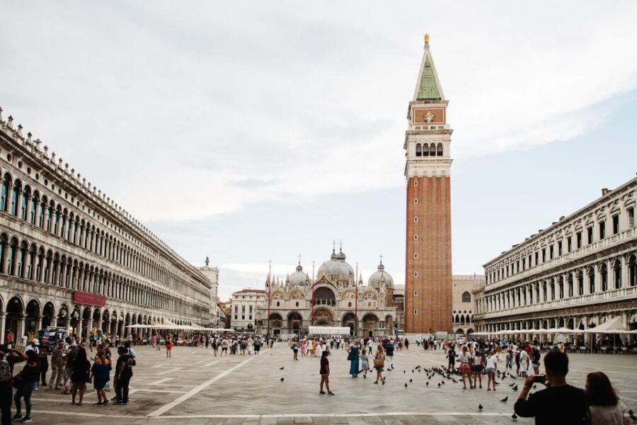 Venice: After-Hours St. Mark’s & Doge's Palace VIP Tour - Doge’s Palace in the Evening: Power, Art, and the Machinery of Control