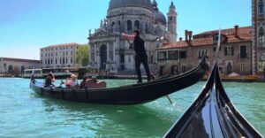 Venice Combo: Gondola, St. Mark’s Basilica Pala d'Oro option - The guided story inside the Golden Basilica