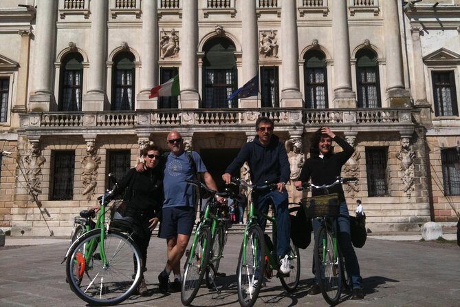 Venice Countryside Bike Tour - Getting your pace right: group size, bikes, and guide-led comfort