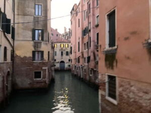 Venice: Crimes, Legends, and Mysteries Sunset Tour - Starting at Campo San Polo: getting oriented fast