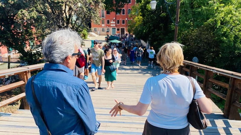 Venice : Discover Venice On Hidden Gems Guided Walking Tour - How you get the big-site story without entering