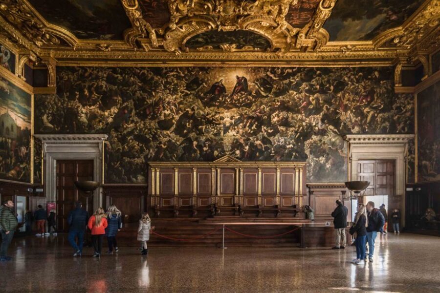 Venice: Doge’s Palace and Basilica Roman Empire Guided Tour - Inside Doge’s Palace: The Halls Built to Impress Ambassadors