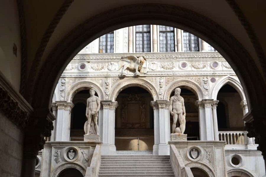 Venice Doge's Palace and St Mark's Basilica Guided Tour - Doge’s Palace skip-the-line rooms: councils, masterpieces, and Tintoretto