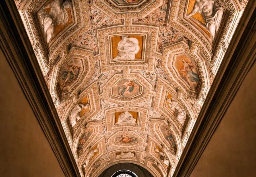 Venice: Doge's Palace, Bridge of Sighs, Prisons, Correr & Audioguides - Starting where it’s easiest: St. Zacharias Church pickup