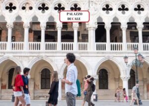 Venice: Doge's Palace, Bridge of Sighs & Prisons Guided Tour - What you’ll actually see inside Doge’s Palace: art, power, and symbolism
