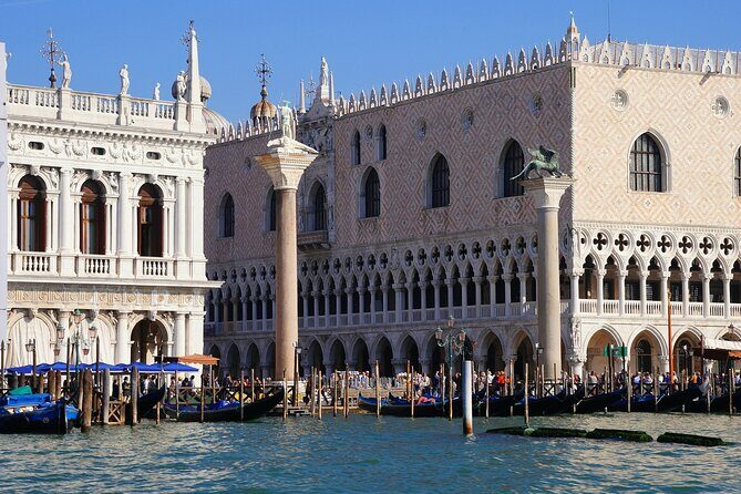 Venice: Doge's Palace Guided Tour With Tickets & Optional Gondola - Logistics That Matter: Getting There, Meeting on Time, and Wearing Real Shoes