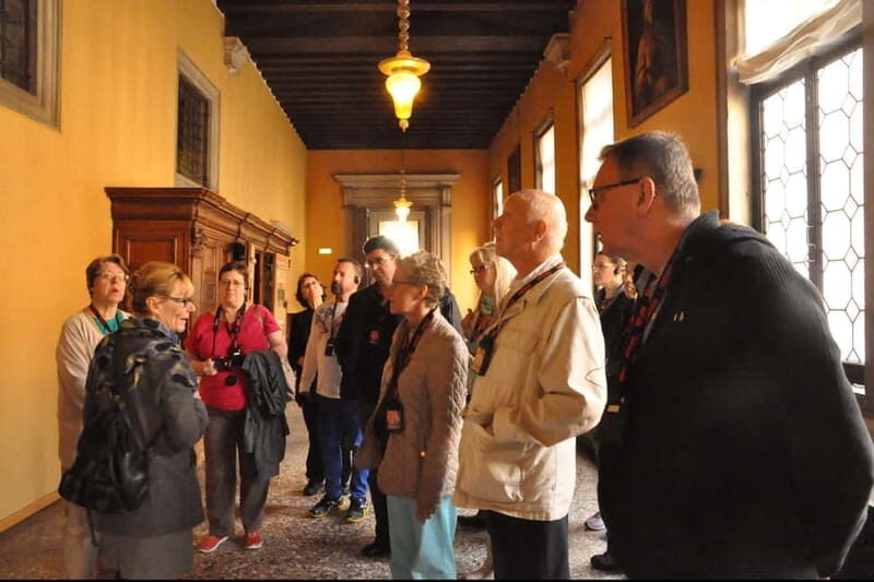 Venice Doge's Palace & Prisons Tour - From St Mark’s Square to the Giant Staircase