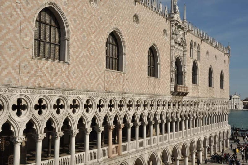 Venice Doge's Palace & Prisons Tour - Bridge of Sighs and the New Prisons Walk