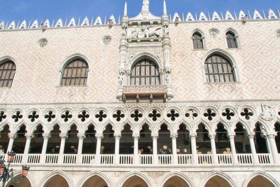 Venice: Doge's Palace Reserved Entry Ticket - The gold staircase and Great Council chambers: where art meets politics