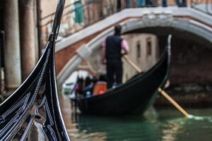 Venice Gondola Experience - Where to Meet: Calle larga de l’Ascension (and Why It Can Feel Tricky)