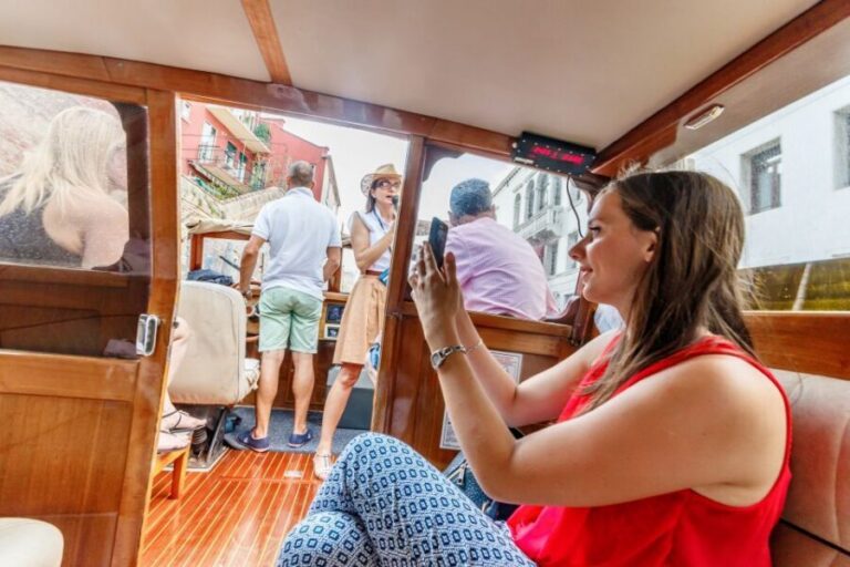 Venice: Grand Canal Private Boat Trip - Meeting at San Marco: easy start, quick path to the boat