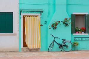 Venice Islands: Murano Glass & Burano Colors Guided Visit - Murano first: the glass factory visit and what to look for