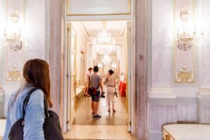 Venice: La Fenice Opera House Entry Ticket with Audio Guide - Skip-the-line entry at the ticket counter (and the ID/headphones reality)