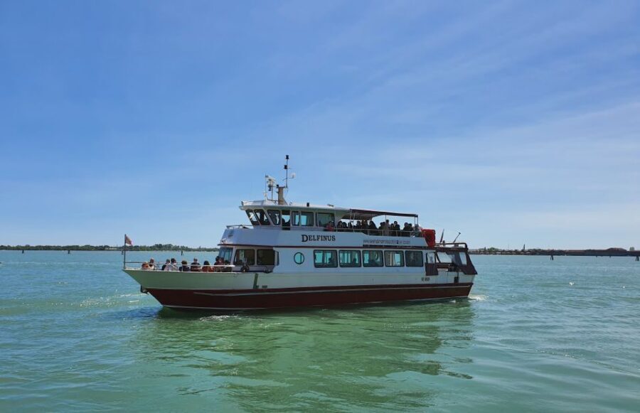 Venice: Murano & Burano Panoramic Boat Tour w/ Glassblowing - Panoramic lagoon boat ride: Comfortable seating and what to watch for