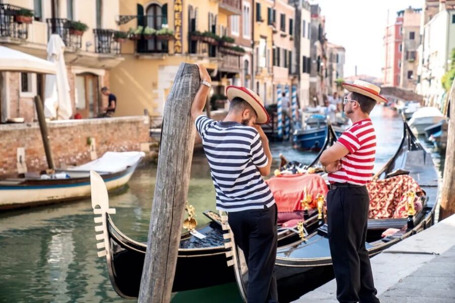 Venice: Off the Beaten Path Private Gondola Ride - The 2-Hour Full Itinerary: Bridge of Sighs, Doge’s Palace Exterior, St. Mark’s Area, and Santa Maria della Salute