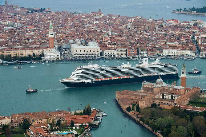 Venice Shared Arrival Transfer: Marittima Cruise Port to Central Venice - Key things to know before you go