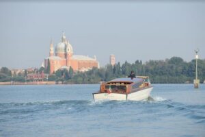 Venice Shared Departure Transfer: Central Venice to Marittima Cruise Port - How pickup works at Grand Canal stops near your hotel