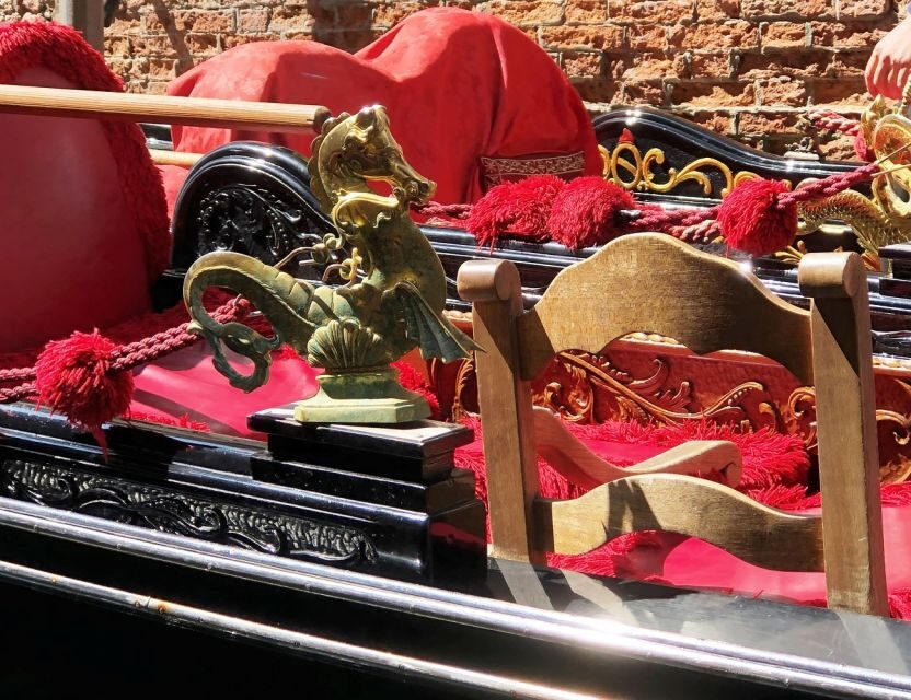 Venice: Shared Gondola Ride - Weather, canal smell, and what to wear
