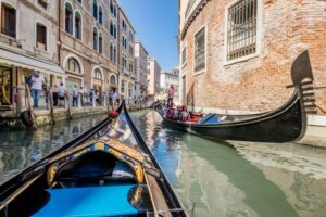Venice: Shared Gondola Ride Across the Grand Canal - Price and value: $46 for gondola time (and what you’re trading off)